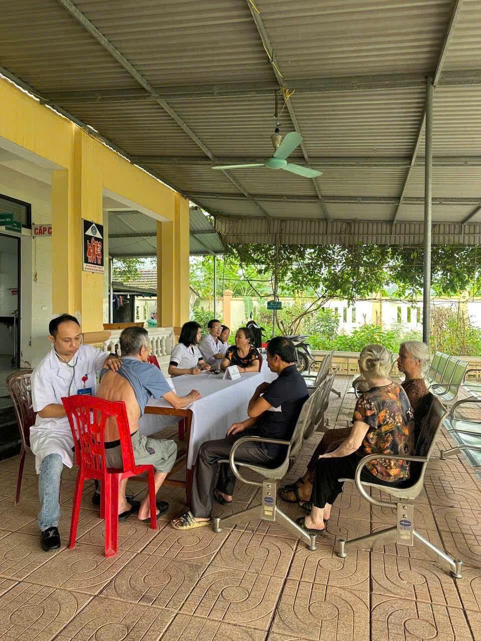  “Chủ động phòng bệnh – Vì một Việt Nam khỏe mạnh”