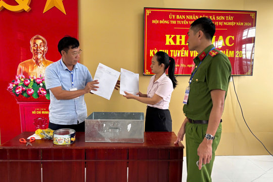 Sơn Tây tổ chức thi tuyển viên chức tại đơn vị sự nghiệp trực thuộc UBND xã