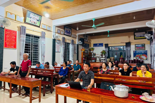 Các chi bộ trực thuộc Đảng bộ xã Sơn Tây tổ chức sinh hoạt thường kỳ và sinh hoạt chuyên đề tháng 8